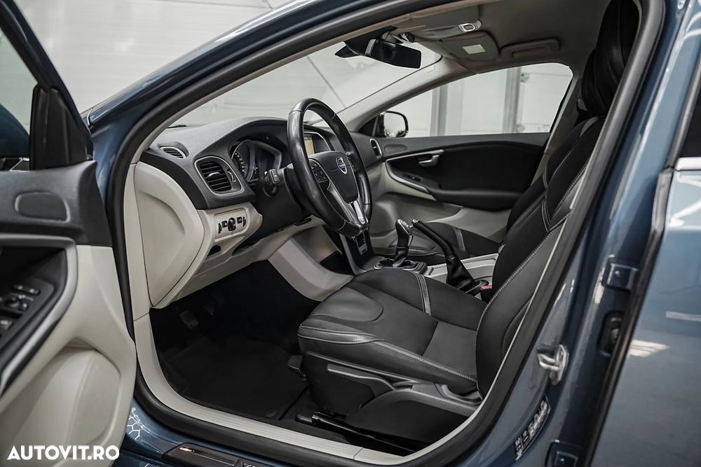 Volvo V40 D2 ECO Basic - 6