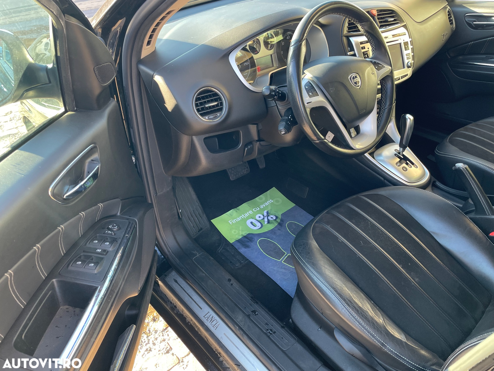 Lancia Delta 1.6 MultiJet Aut. Argento - 15