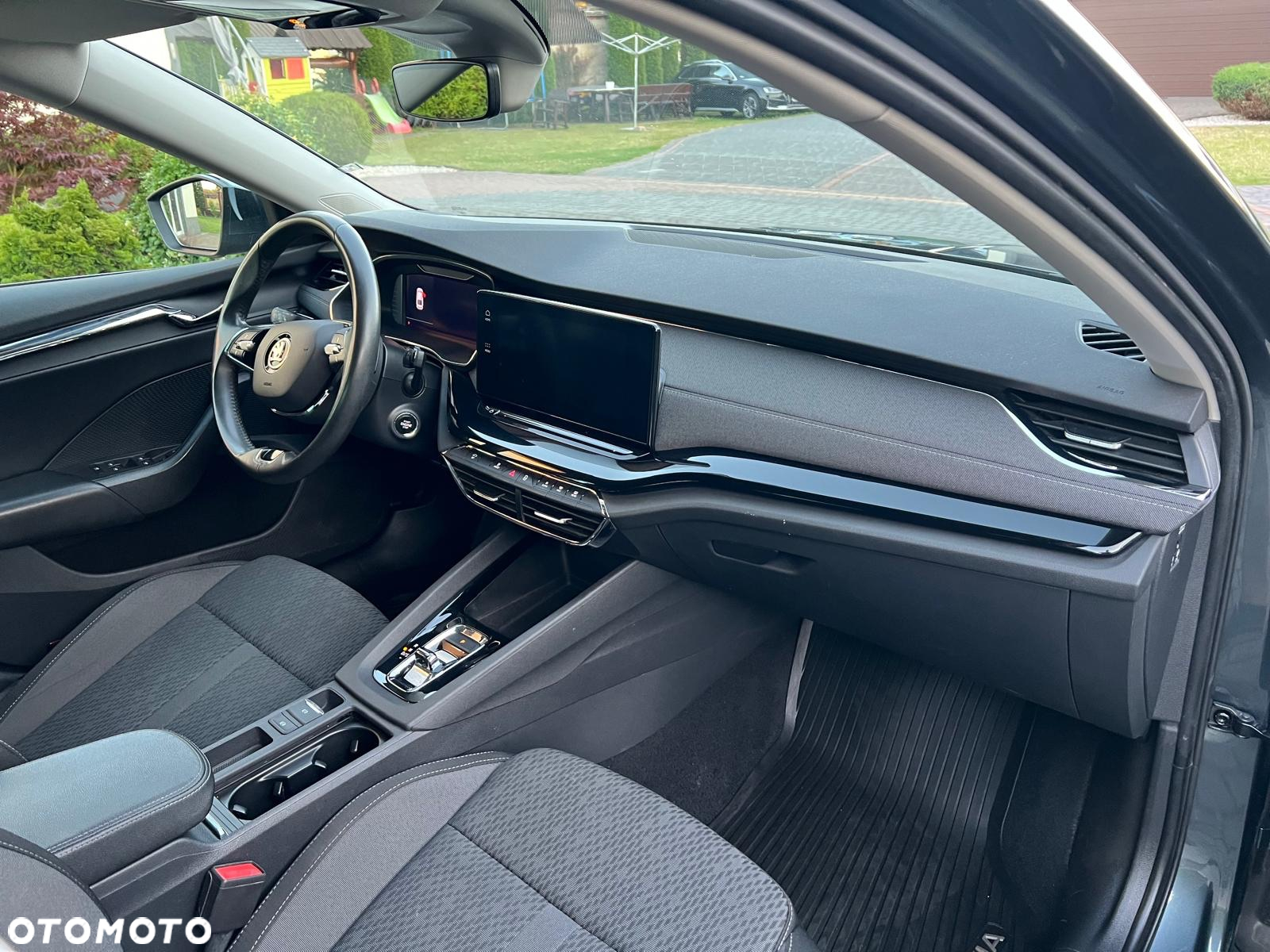Skoda Octavia 1.5 TSI ACT Style DSG - 8