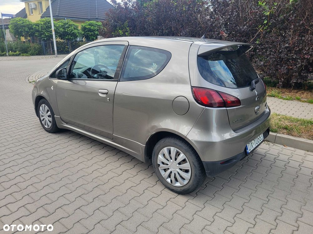Mitsubishi Colt - 3