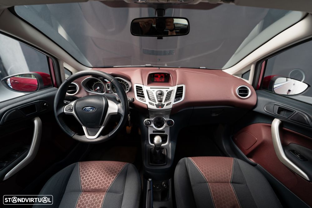 Ford Fiesta 1.4 TDCI Titanium - 8