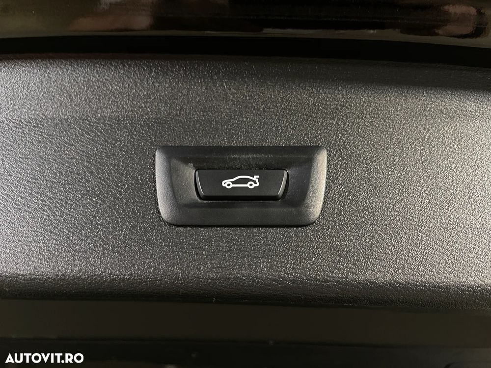 BMW X1 sDrive18d AT - 24