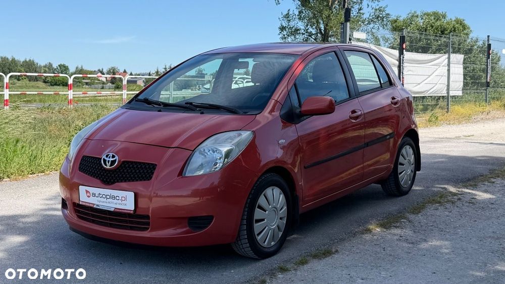 Toyota Yaris 1.3 Automatik Sol - 2