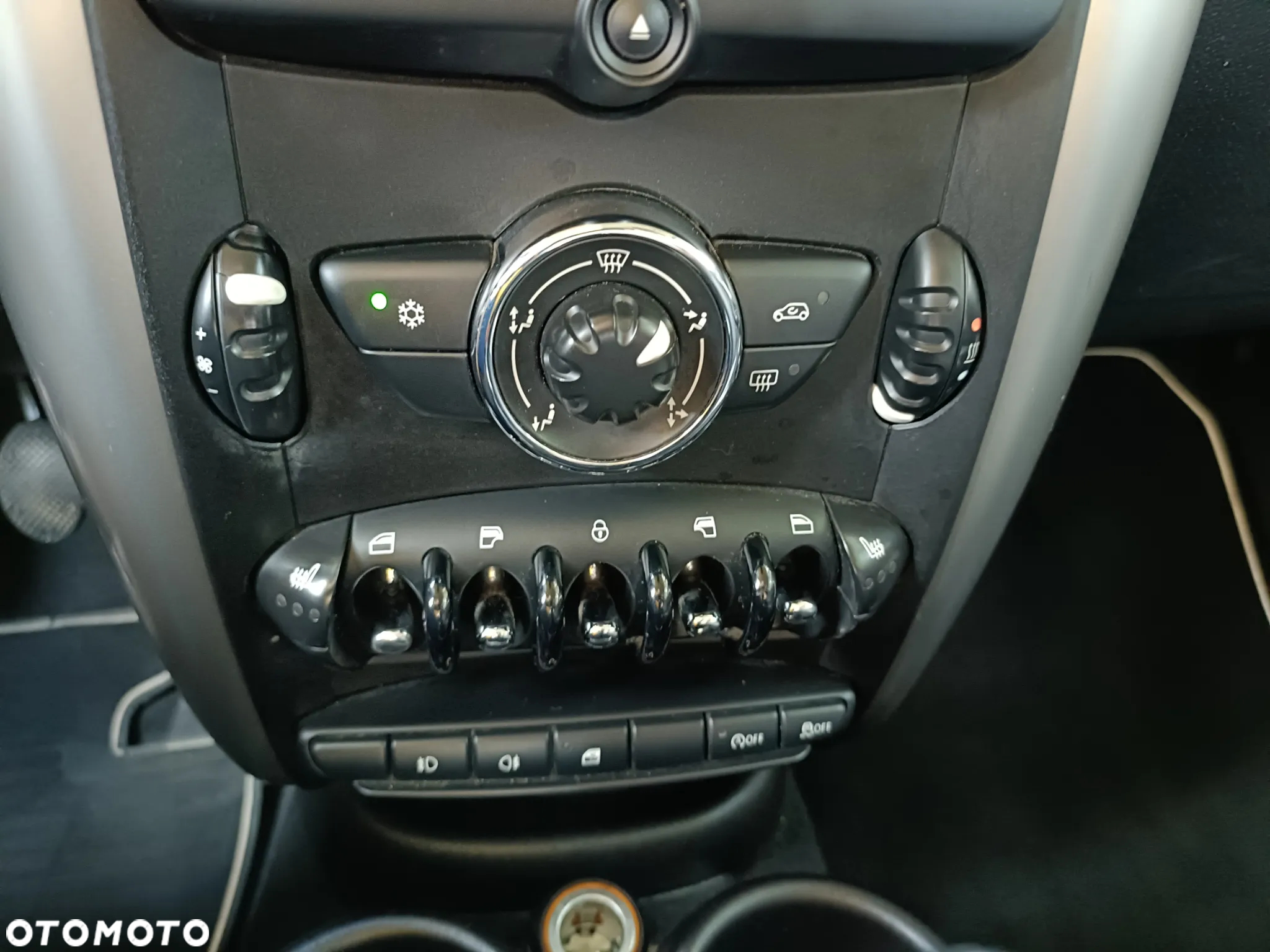 MINI Countryman One D - 15