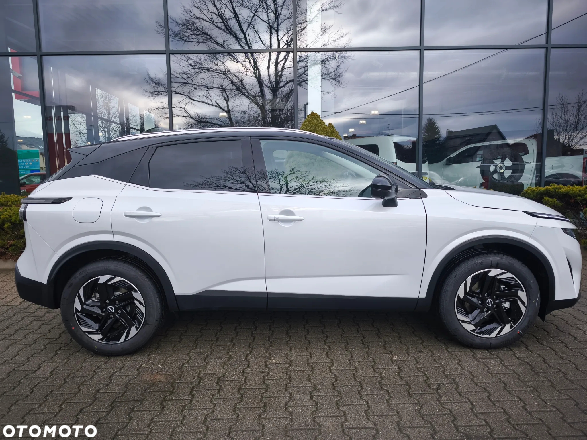 Nissan Qashqai - 2