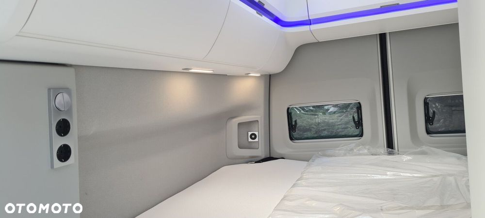 Volkswagen Crafter - 29