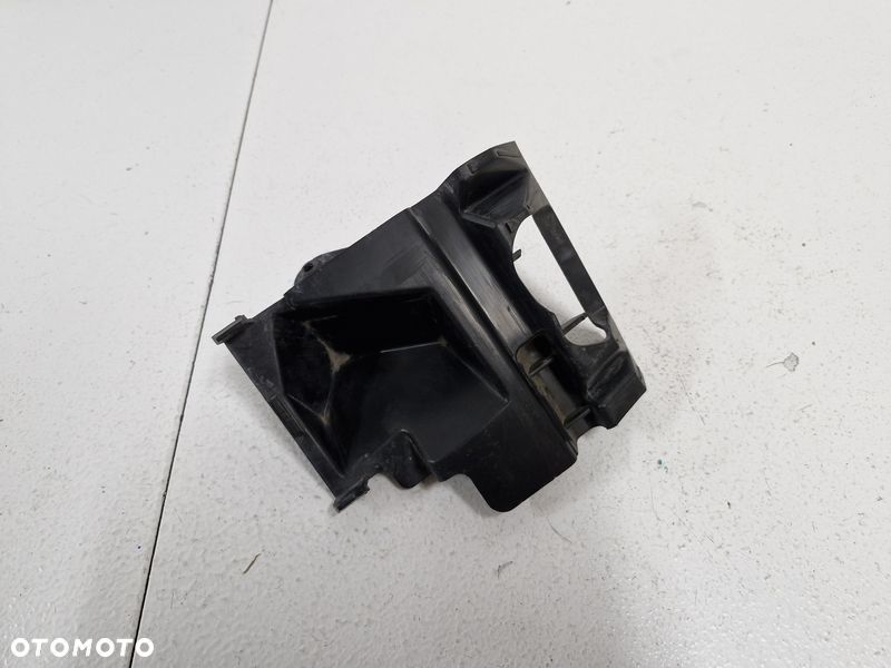 VOLVO XC70 2 II UCHWYT MOCOWANIE SPRYSKIWACZA LAMPY PRAWY PRZÓD PRAWE 30698147 - 1