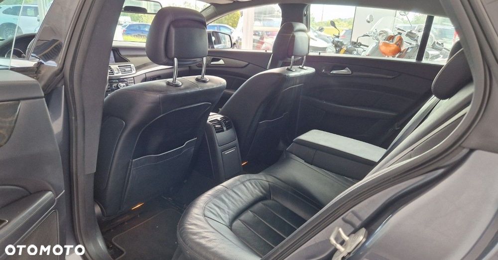 Mercedes-Benz CLS - 15