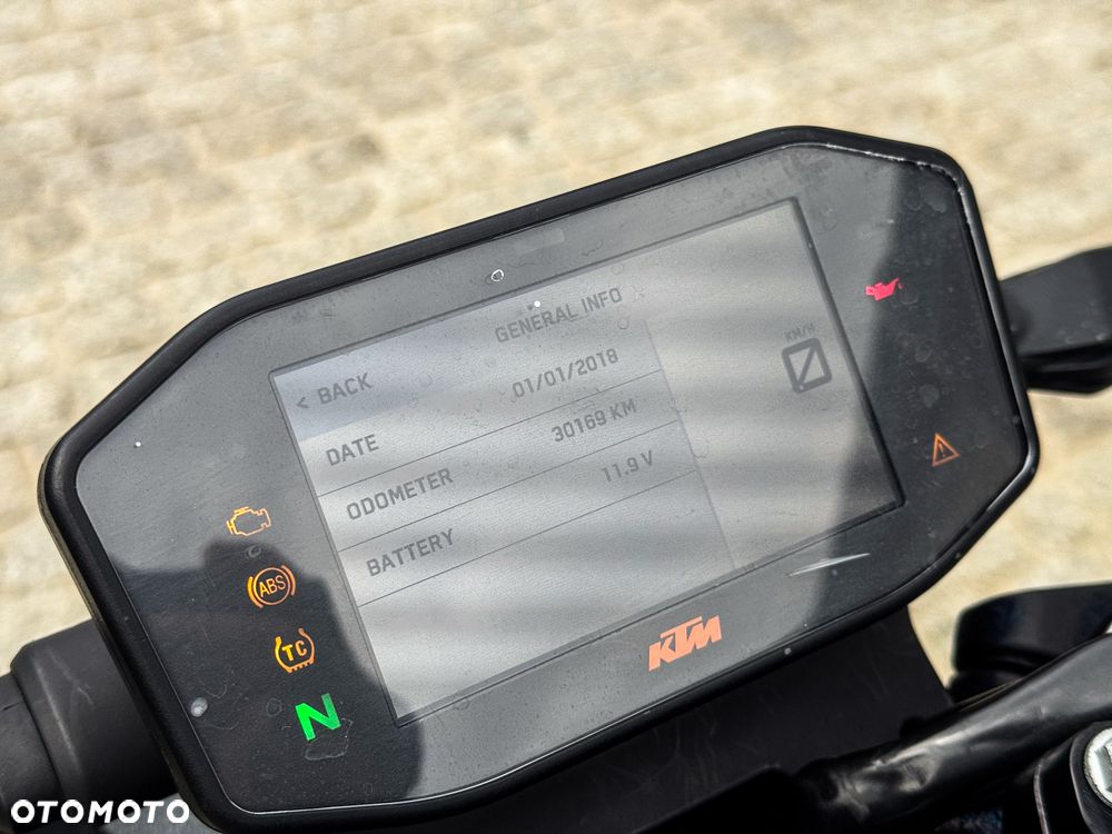 KTM Duke 790 - 34