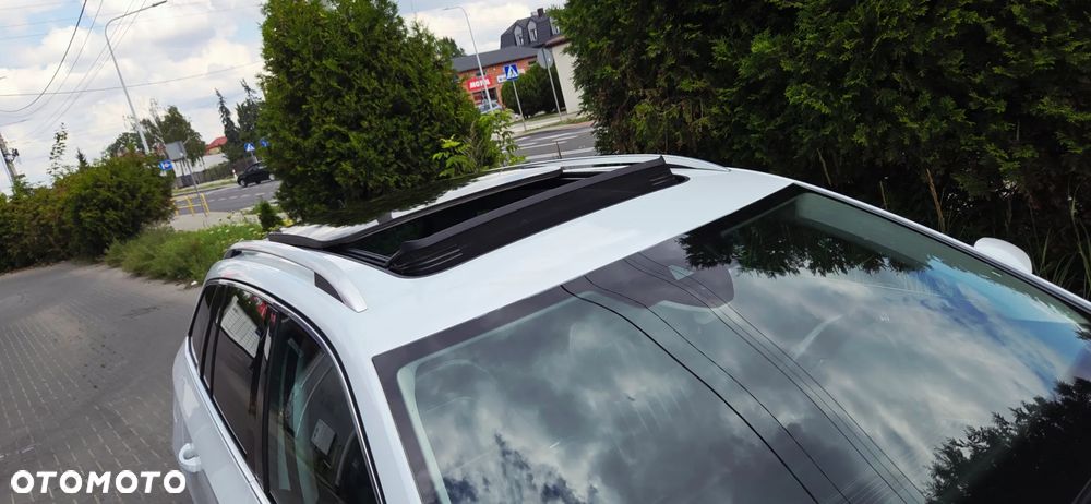 Skoda Superb Combi 2.0 TDI DSG L&K - 22