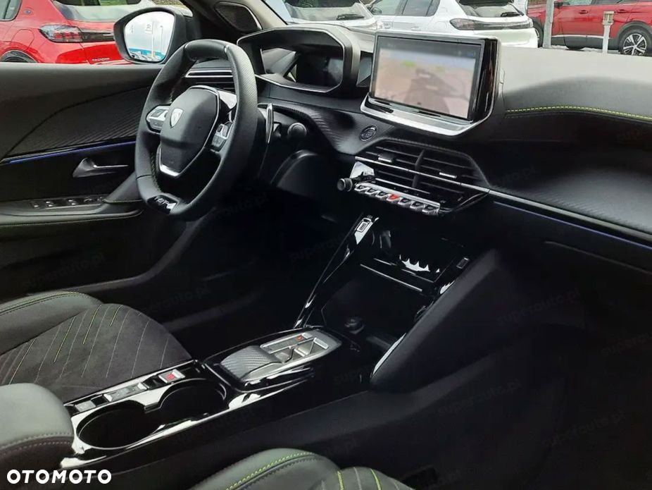 Peugeot 2008 - 9