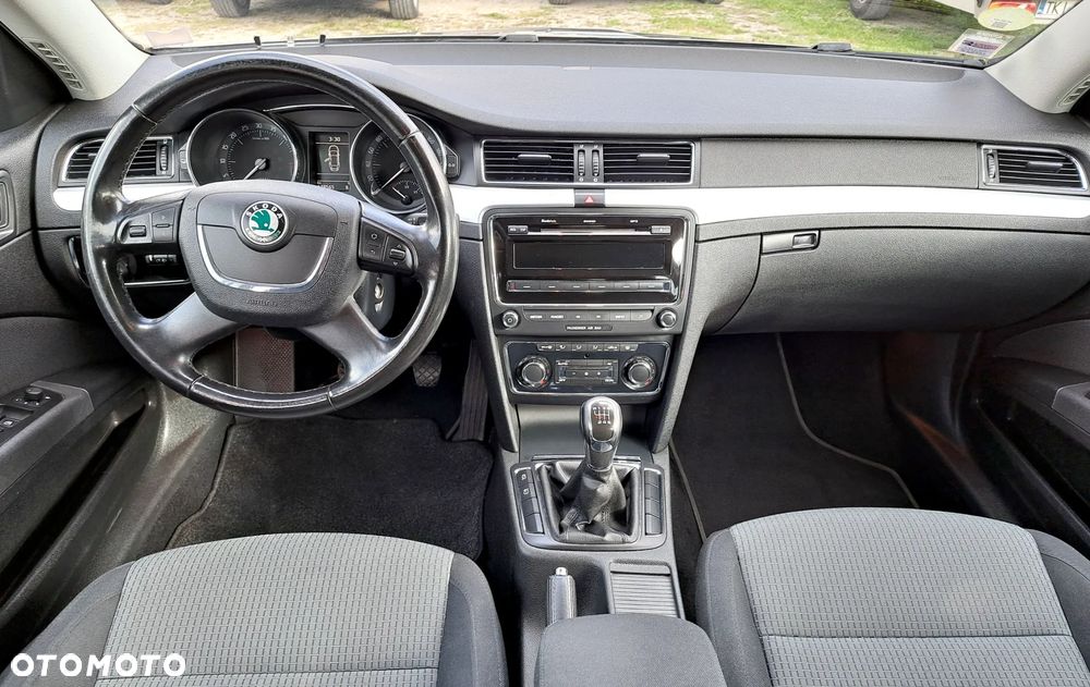 Skoda Superb 2.0 TDI Elegance - 2