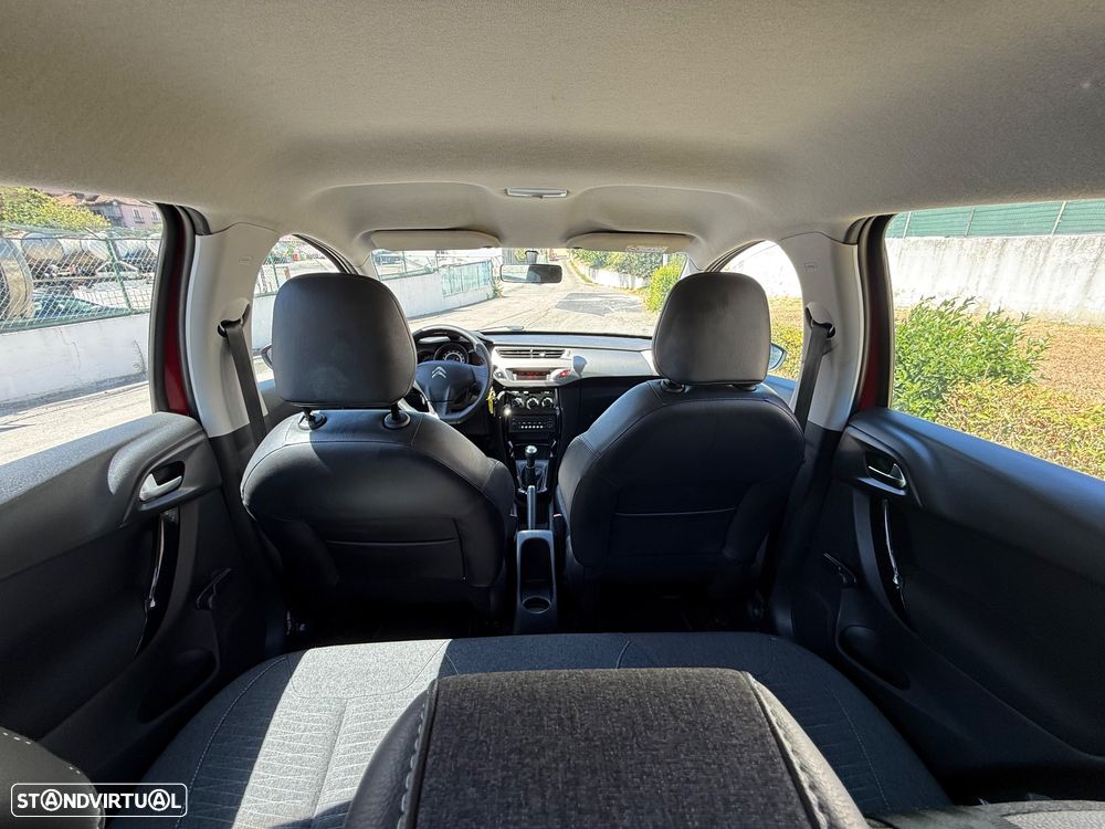 Citroën C3 1.2 PureTech Attraction - 17