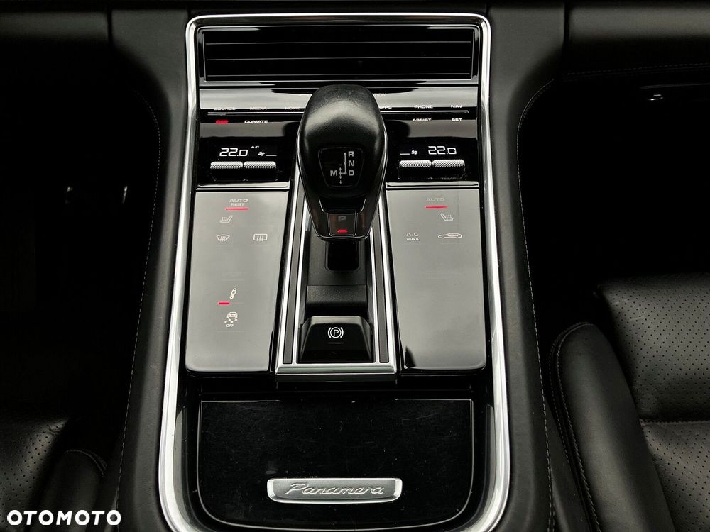 Porsche Panamera - 29