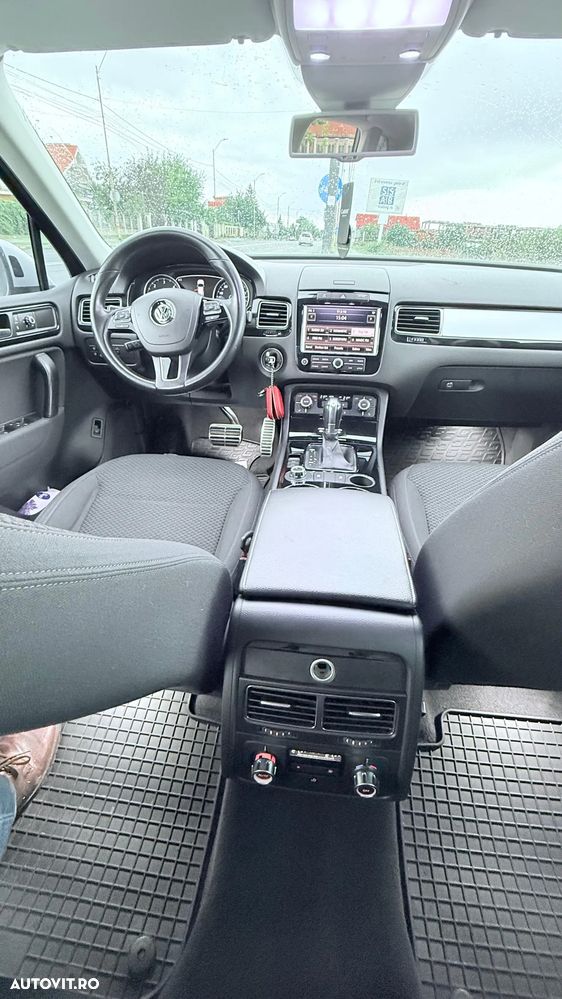 Volkswagen Touareg 3.0 V6 TDI BMT - 8