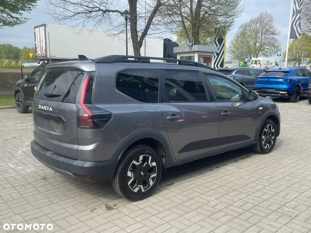Dacia Jogger 1.8 Full Hybrid 155 Journey MMT 7os - 5