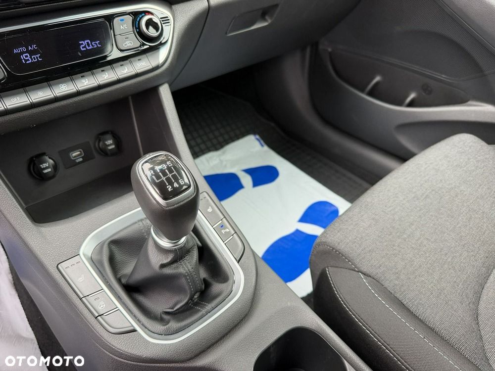 Hyundai i30 2022