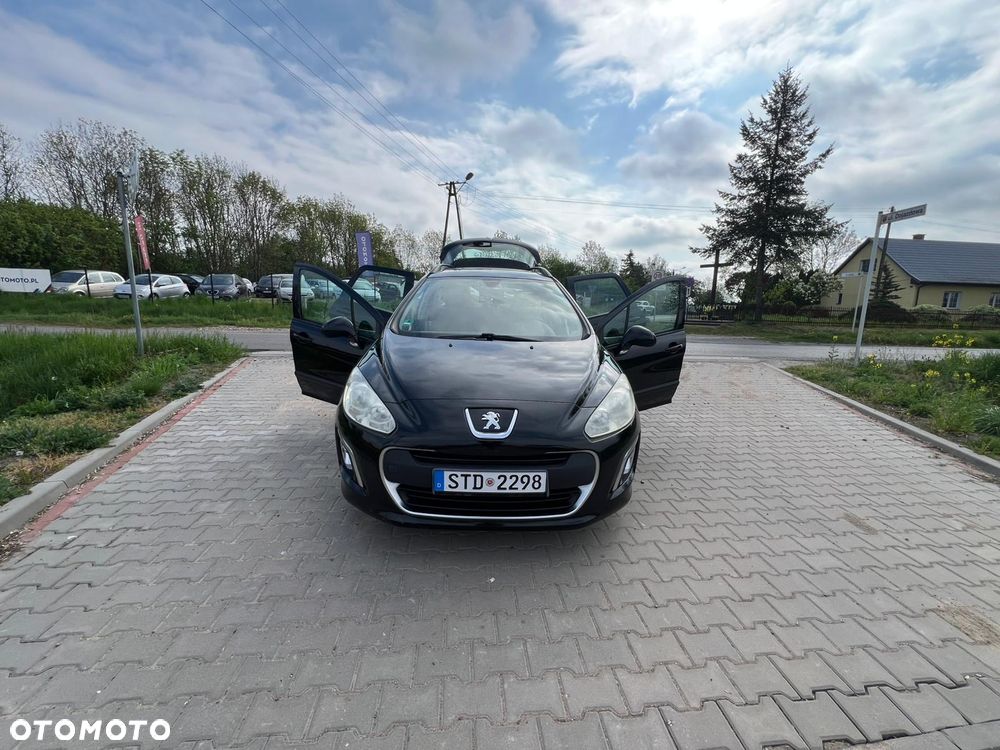 Peugeot 308 1.6 HDi Premium Plus - 22