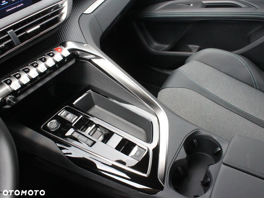 Peugeot 3008 - 11