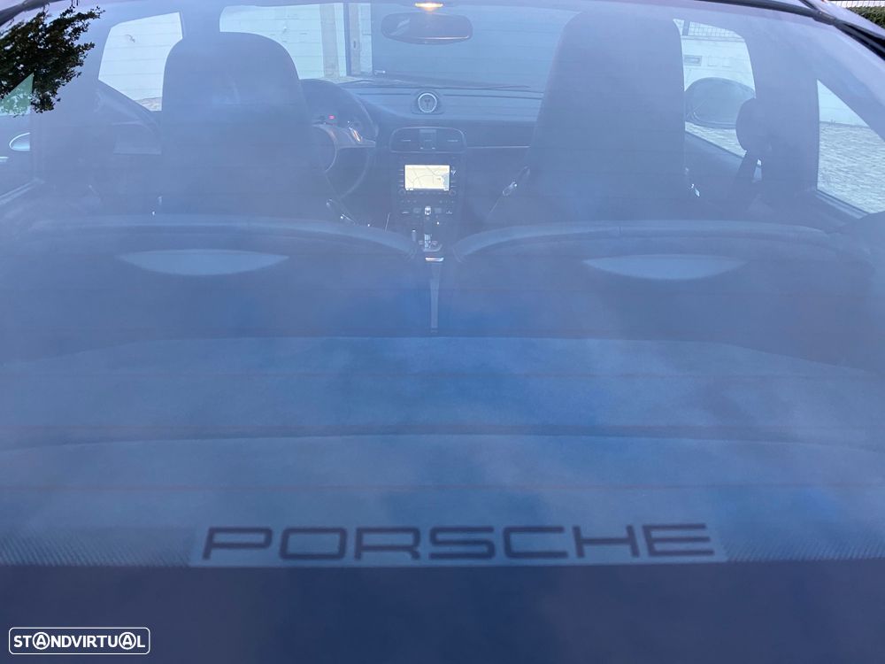Porsche 911 Série F - 31