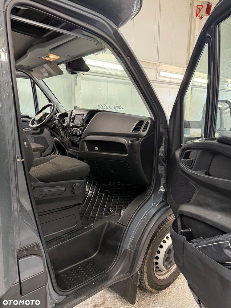 Iveco DAILY 35S18 - 9