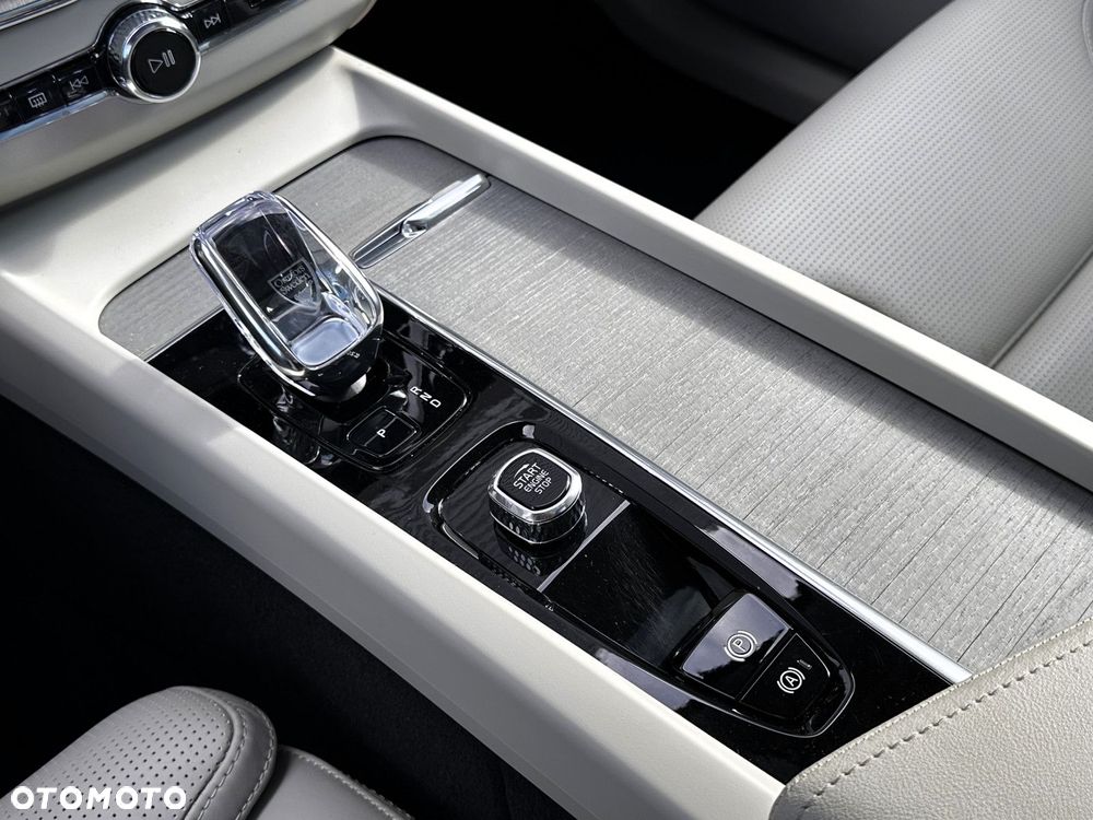 Volvo XC 60 - 26