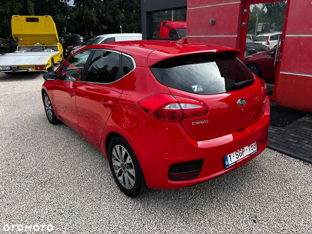 Kia Ceed 1.4 CVVT Attract - 4