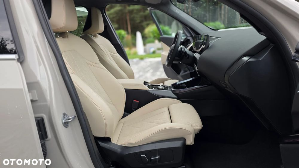BMW X3 xDrive20 mHEV - 26