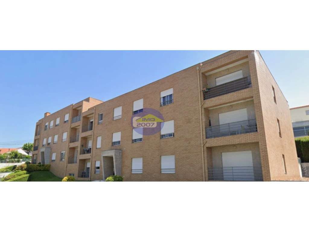 Apartamento T2 em Valbom - Grande imagem: 2/19