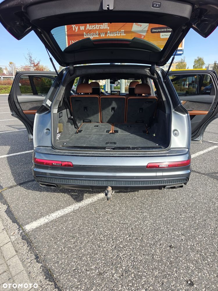 Audi Q7 3.0 TFSI Quattro Tiptr - 4