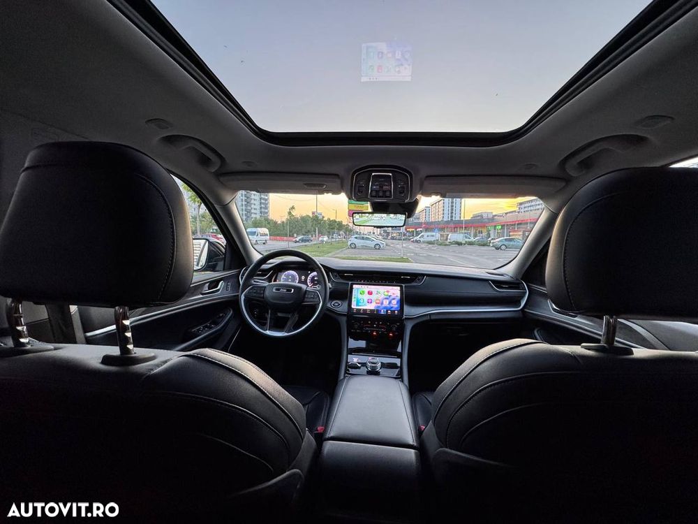 Jeep Grand Cherokee - 14