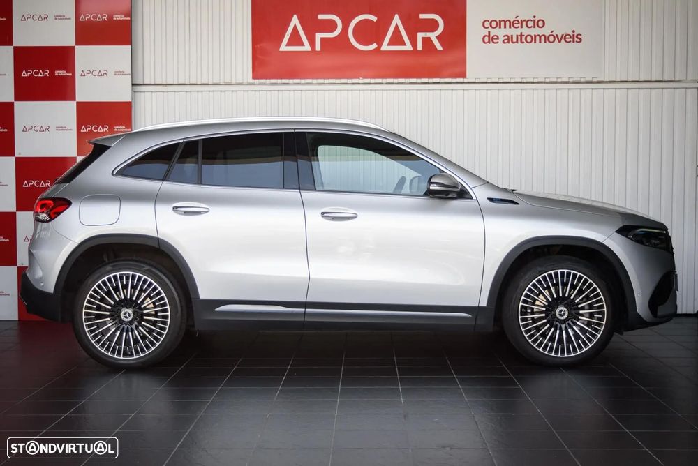 Mercedes-Benz EQA 300 4Matic AMG Line - 3