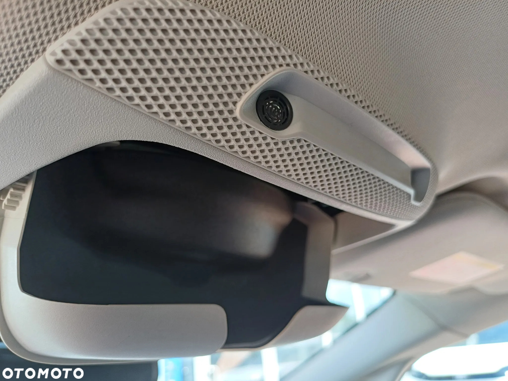 Ford S-Max 2.5 Hybrid Titanium CVT - 28