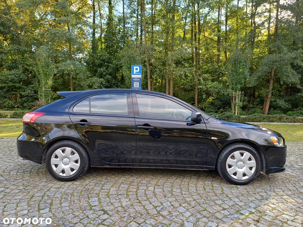 Mitsubishi Lancer - 18