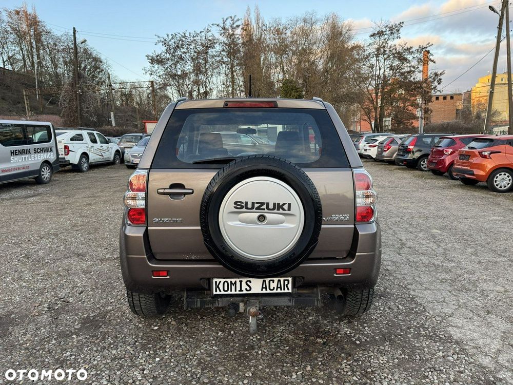 Suzuki Grand Vitara - 8
