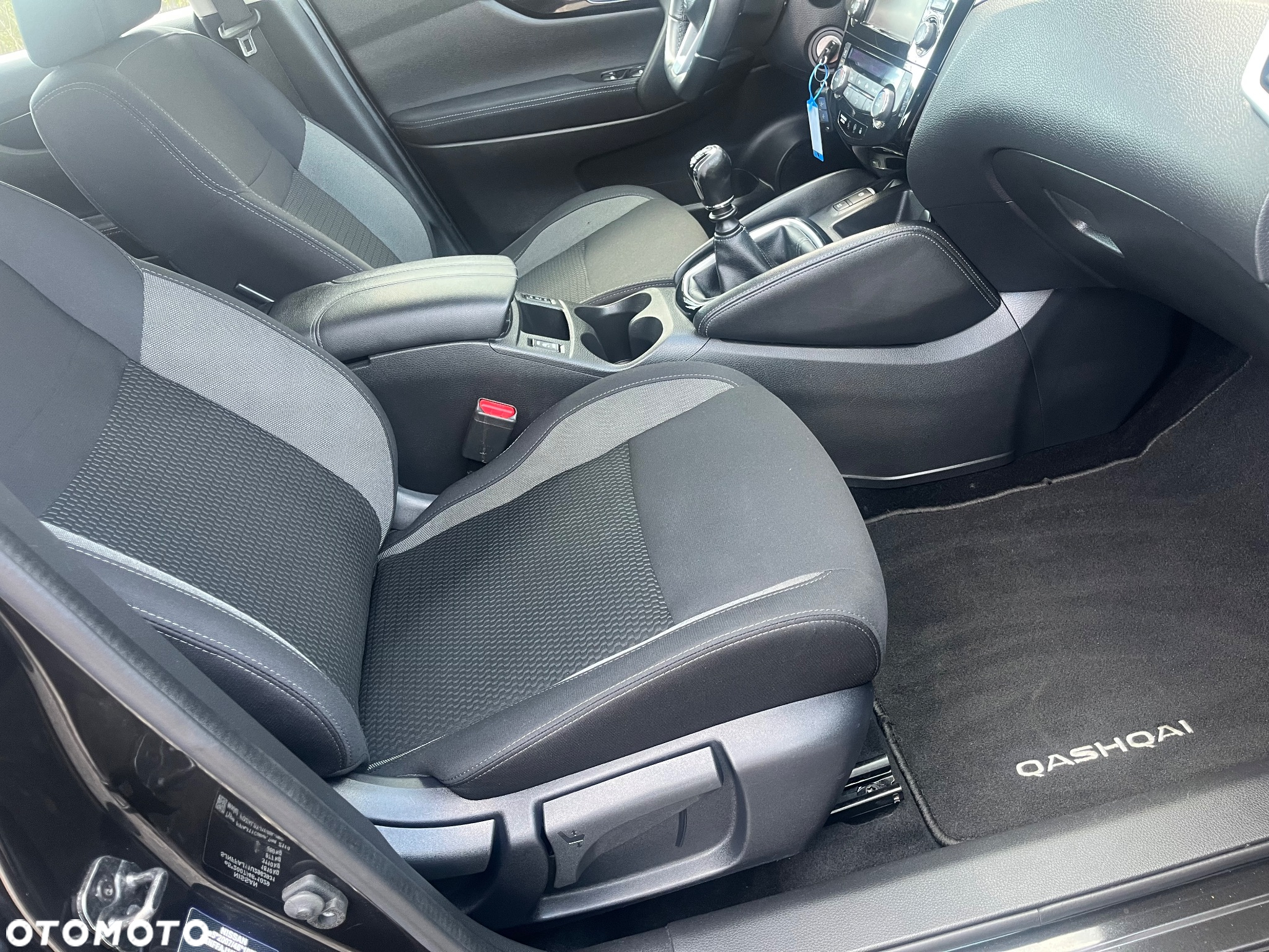 Nissan Qashqai 1.3 DIG-T MHEV Tekna - 8