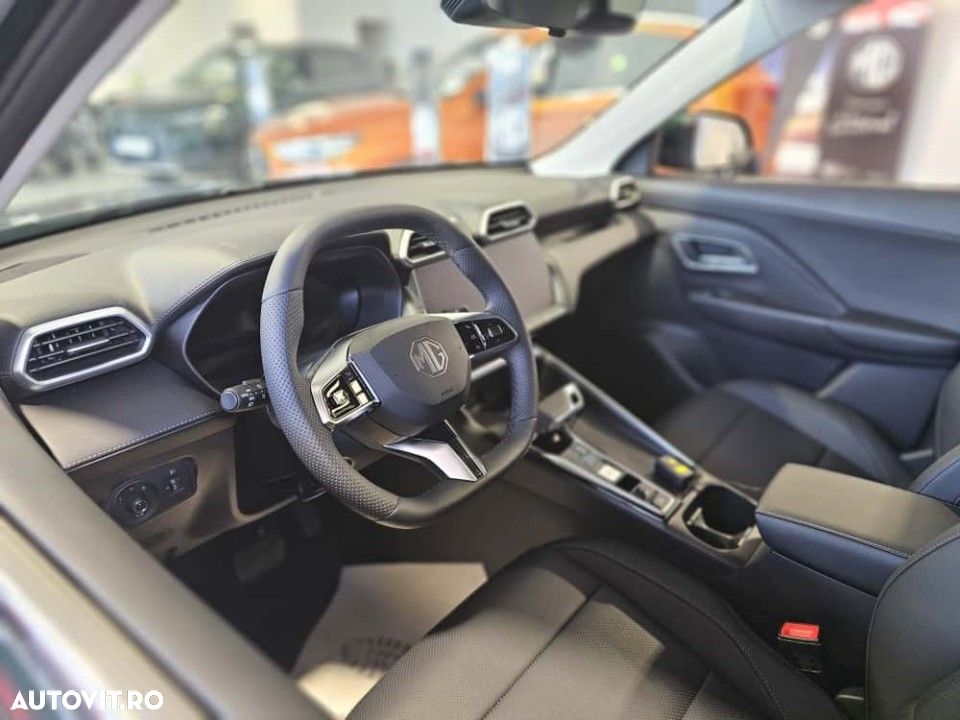 MG ZS HEV Hybrid+ Luxury - 6