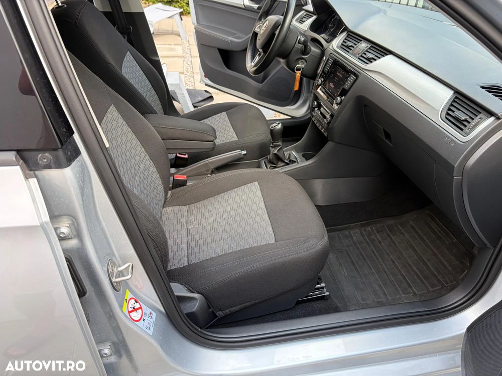 Skoda RAPID 1.0 TSI Ambition - 11