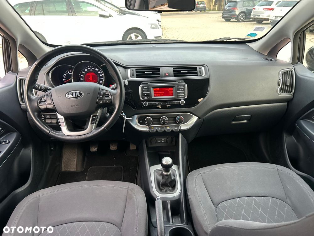 Kia Rio 1.2 L - 17
