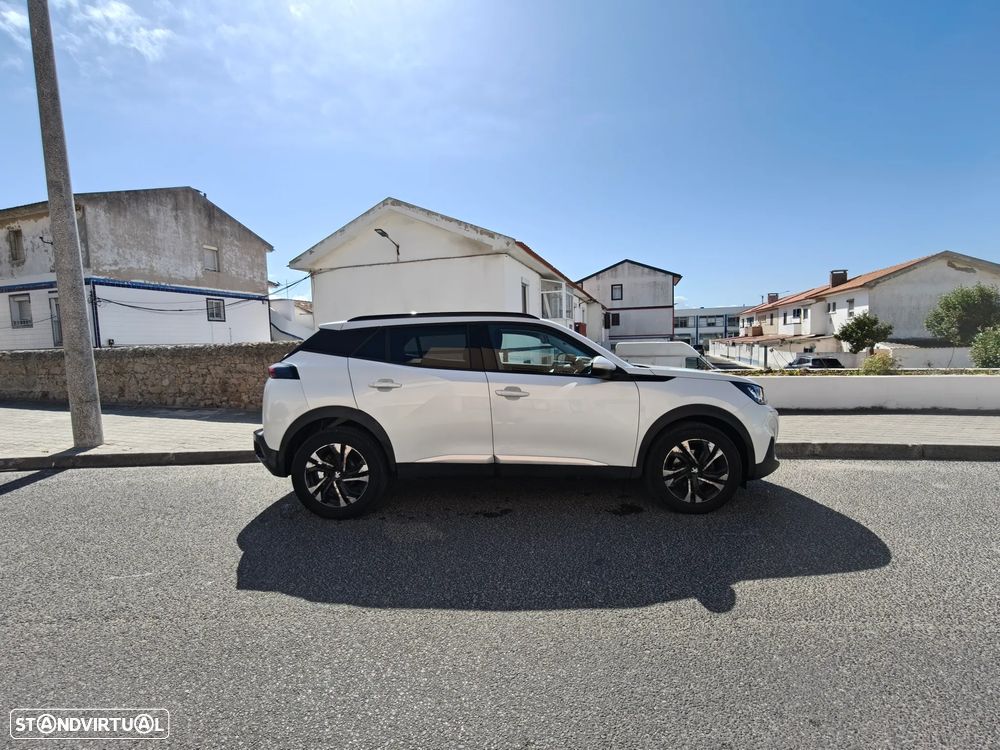 Peugeot 2008 1.2 PureTech Allure - 2