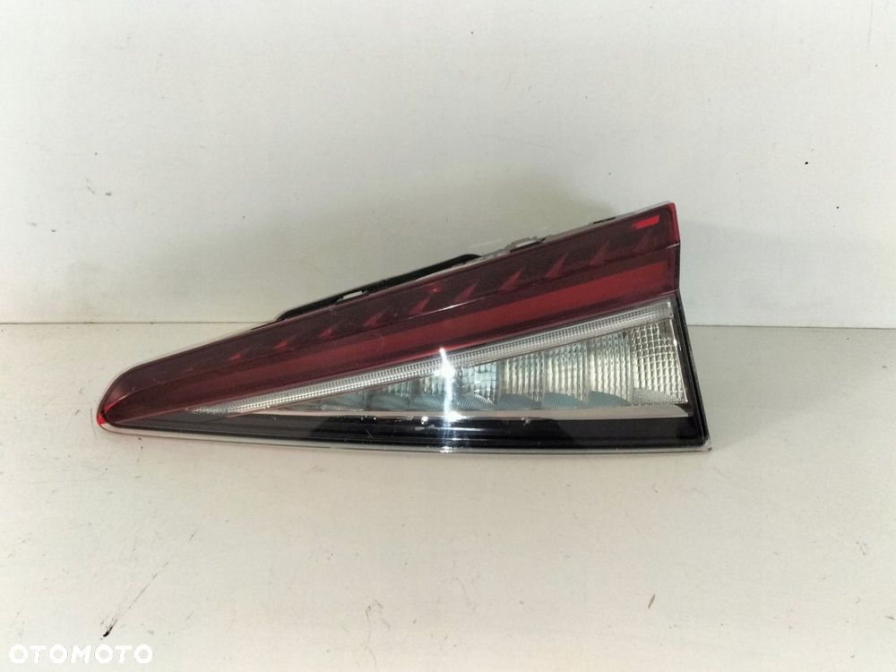 Lampa tylna tył prawa SKODA ENYAQ 21- LED - 1