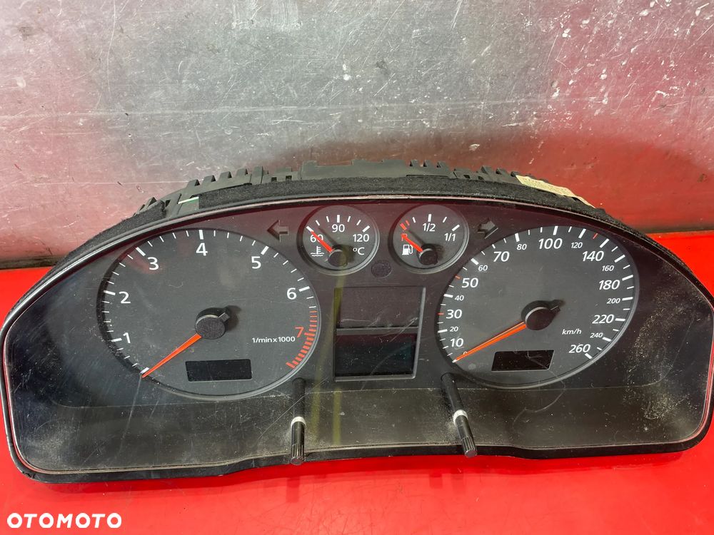 ZEGAR ZEGARY LICZNIK AUDI A4 B5 8D0920900B - 2