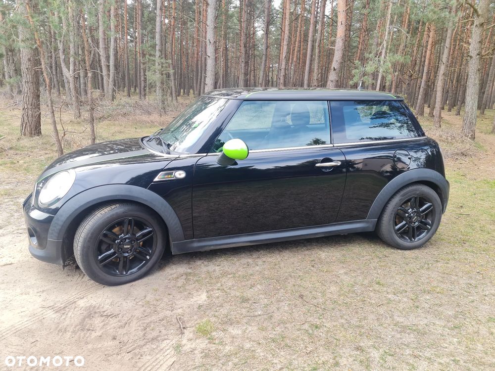MINI ONE - 8