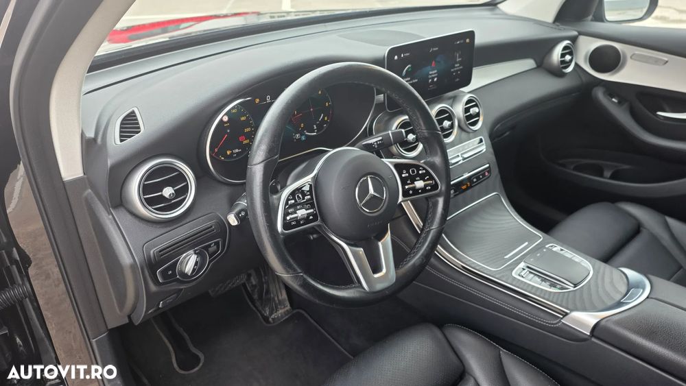Mercedes-Benz GLC 220 d 4MATIC 9G-TRONIC - 23
