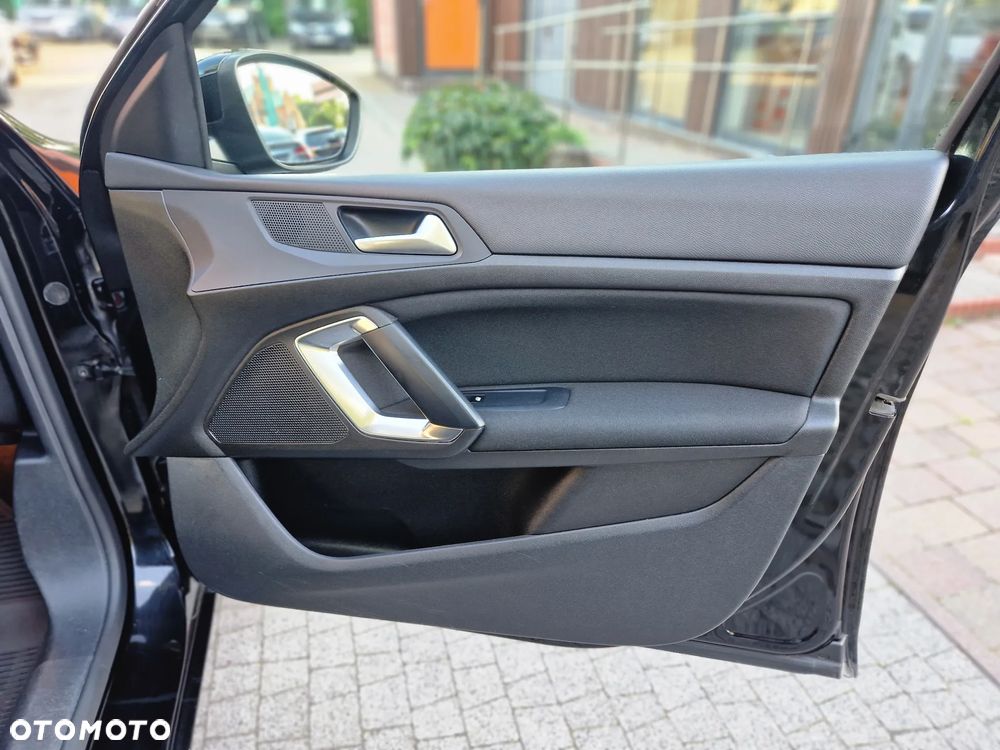Peugeot 308 SW 1.6 BlueHDi Allure S&S - 30