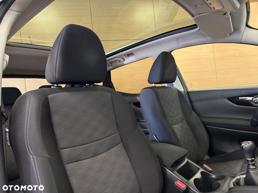 Nissan Qashqai 1.6 DIG-T N-Connecta - 12