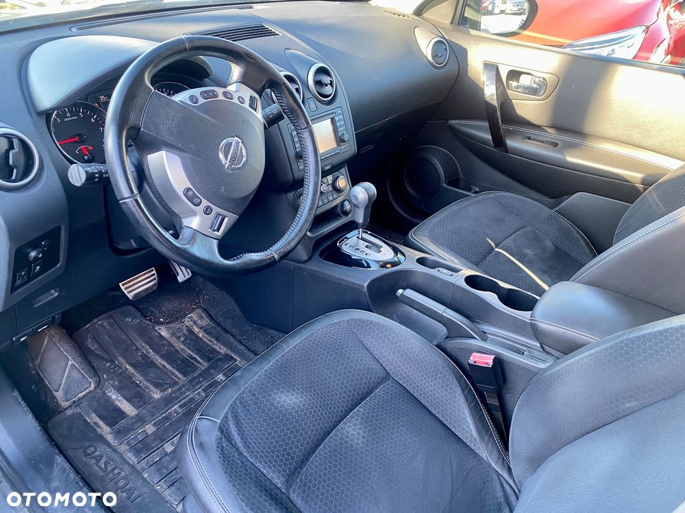 Nissan Qashqai 2.0 4x4 Tekna CVT - 29
