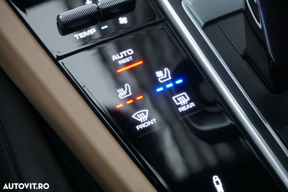 Porsche Cayenne Coupe S - 10