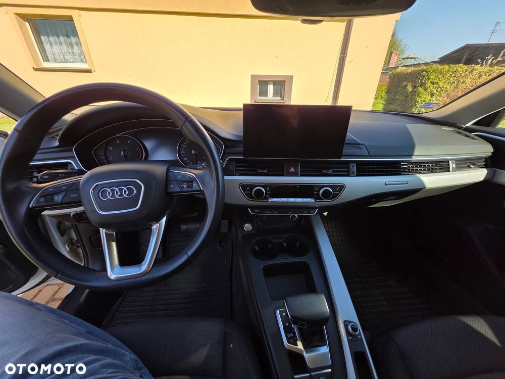 Audi A4 Allroad - 10