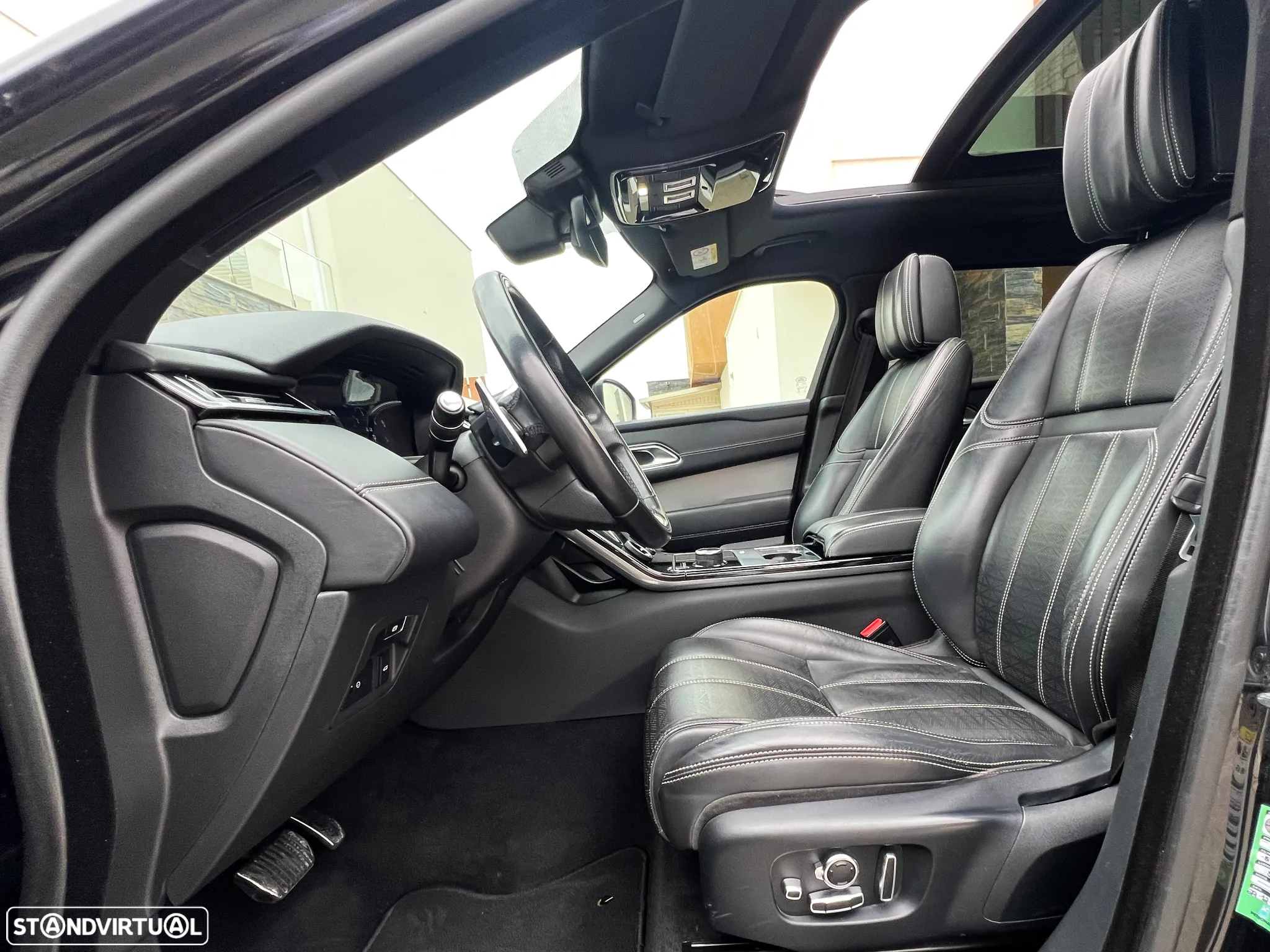 Land Rover Range Rover Velar 3.0 D R-Dynamic HSE - 22